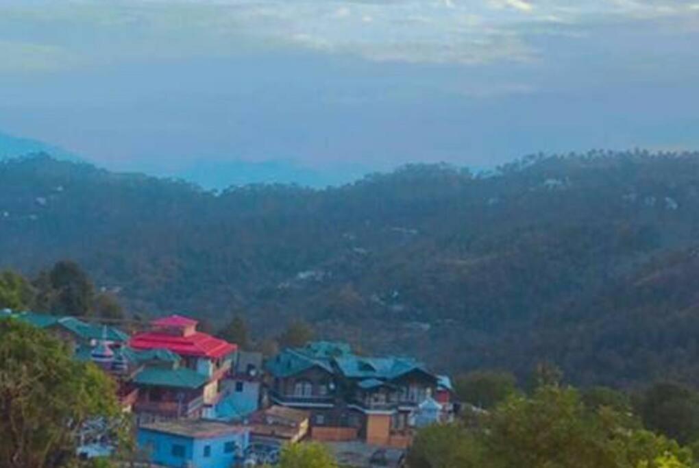 Fairview Wayside Villa Kasauli Exterior foto
