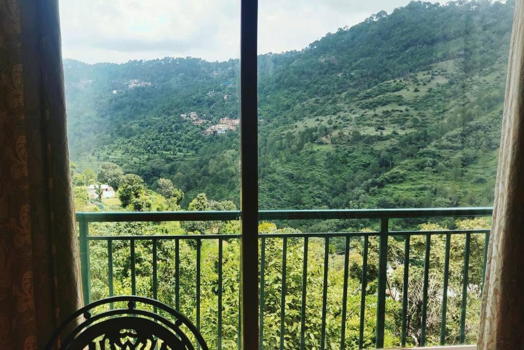 Fairview Wayside Villa Kasauli Exterior foto